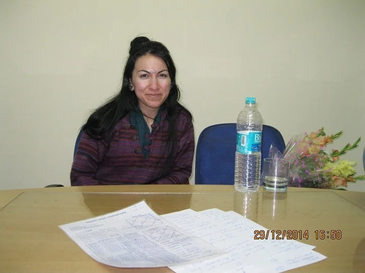 Ms. Yasamin, a Pharmacy student of<br> Massachusetts College of Pharmacy and Health Sciences (MCPHS University)<br> Boston, Massachusetts, USA obtaining astrological consultation from Dr.A.S.Kalra.<br> Yasamin was born in Shiraz, Iran but was brought up in USA<br> and has graduated from Arizona State University, Tempe, AZ